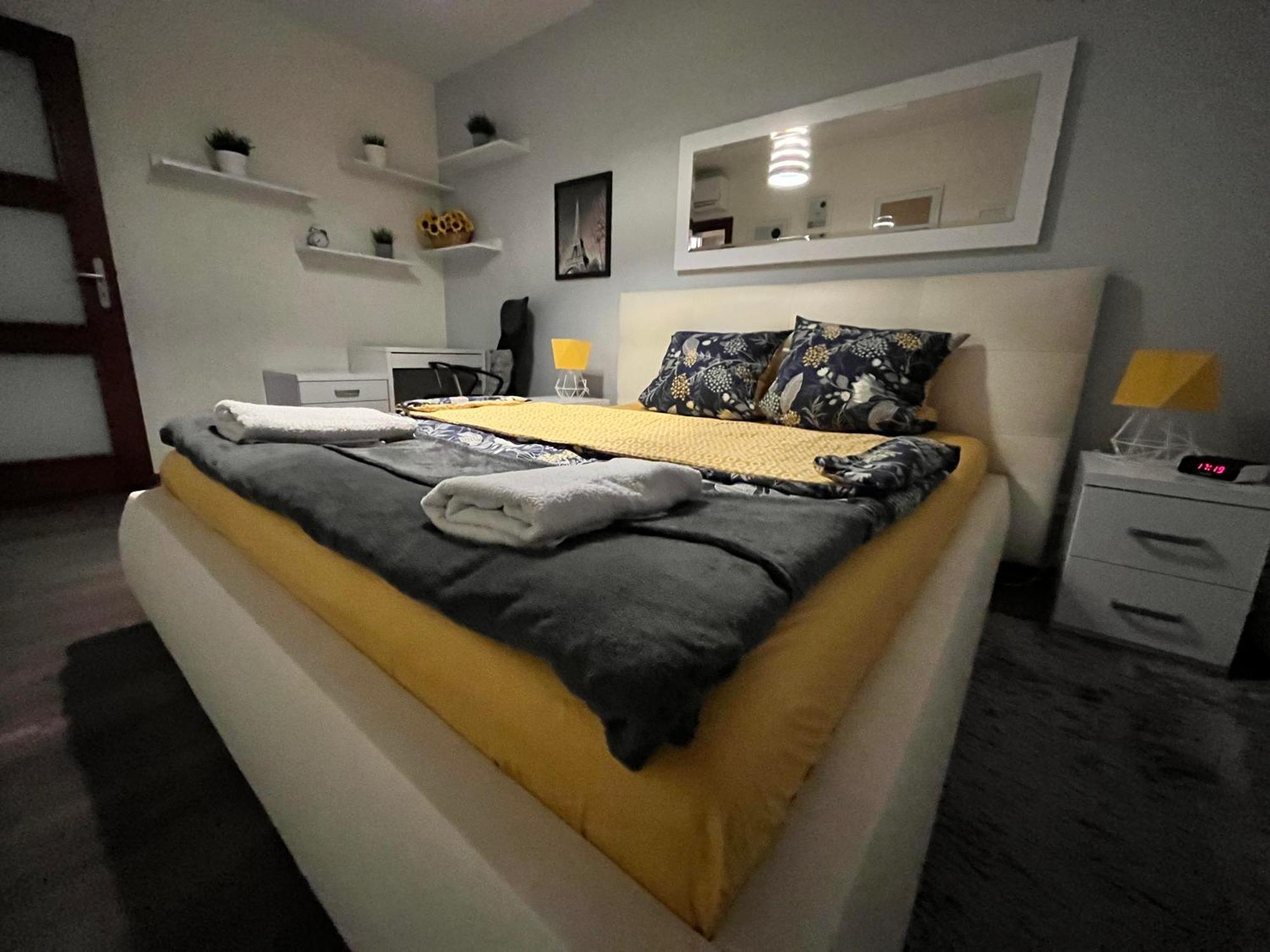 Cracow Stay Premium Apartments Free Parking - 3 X Room - 3 X Aircondition Cracovia Esterno foto